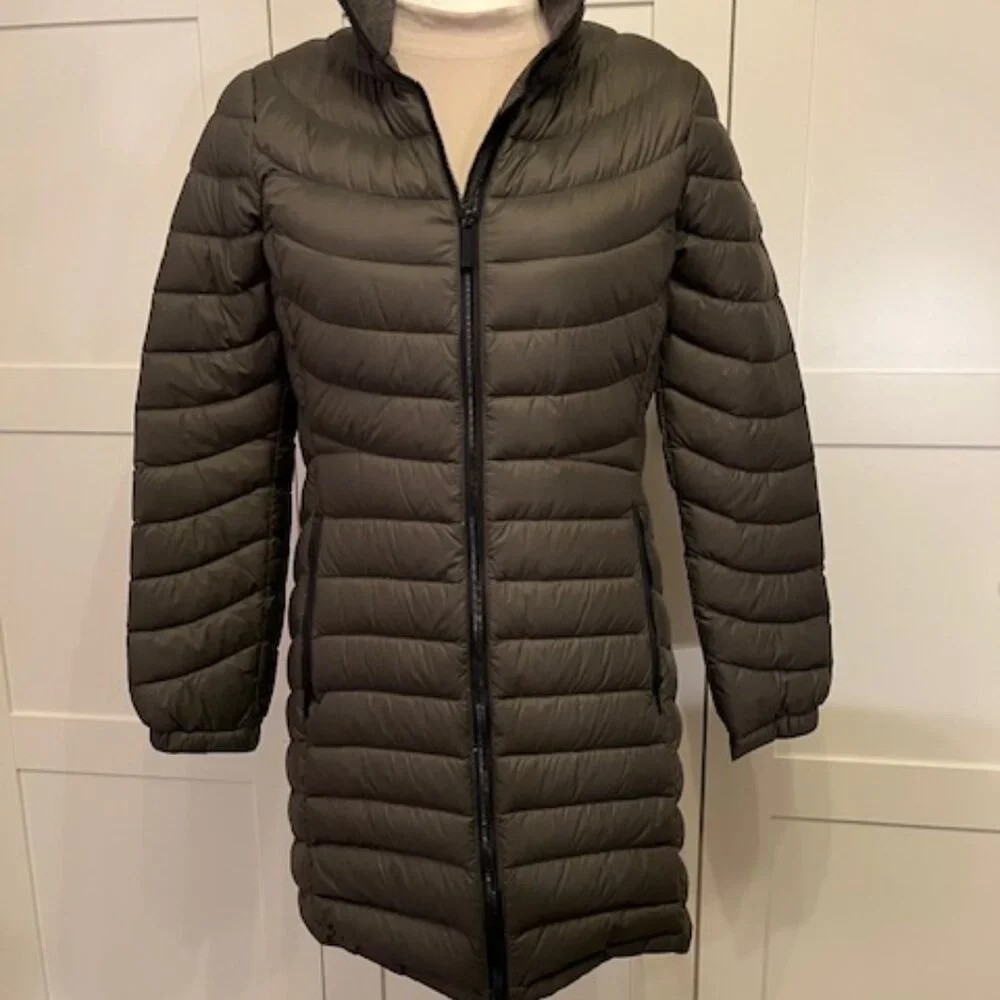 Michael Kors Knee Length Light Weight Puffer Coat - Picture 1 of 9